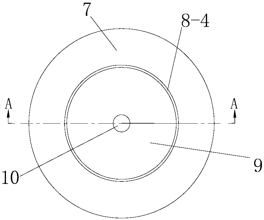 Plastic micro-irrigation belt based on leakage of porous medium and manufacturing method and equipment of plastic micro-irrigation belt