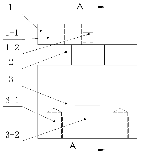 Elastic automatic crimping device