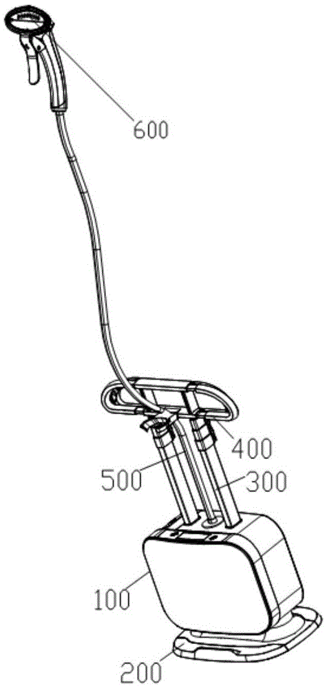 Garment steamer with condensed water backflow structure