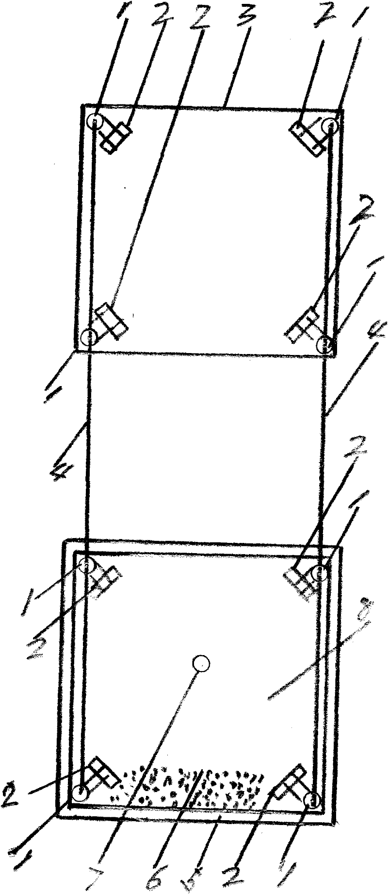 Vine upward extending type four-corner cultivation device for cauliflower