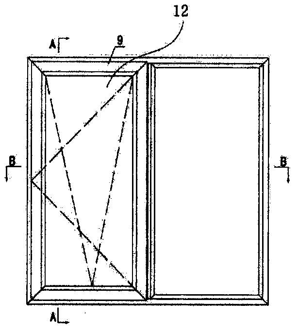Door window installed by auxiliary frame