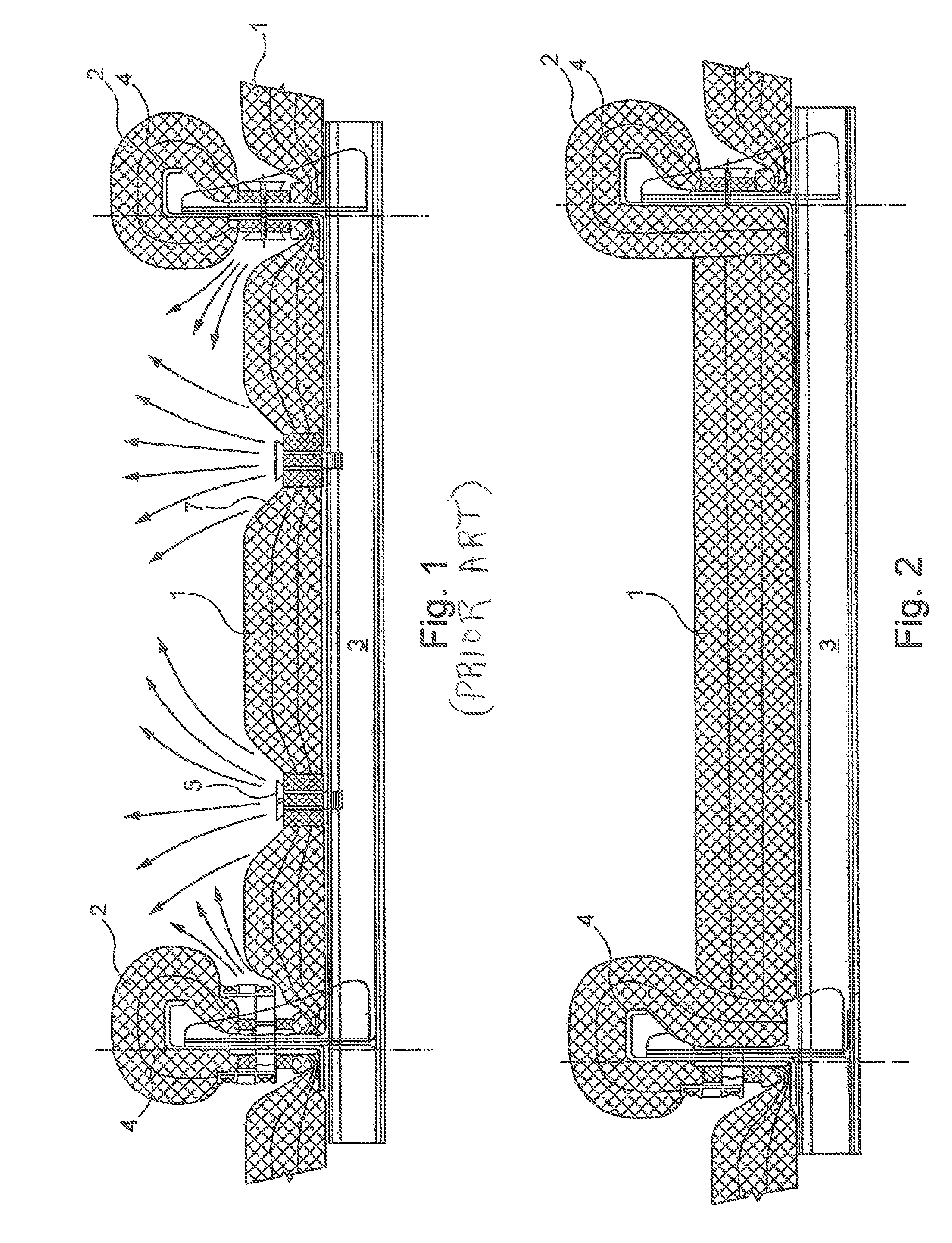 Insulation of an aircraft fuselage structure