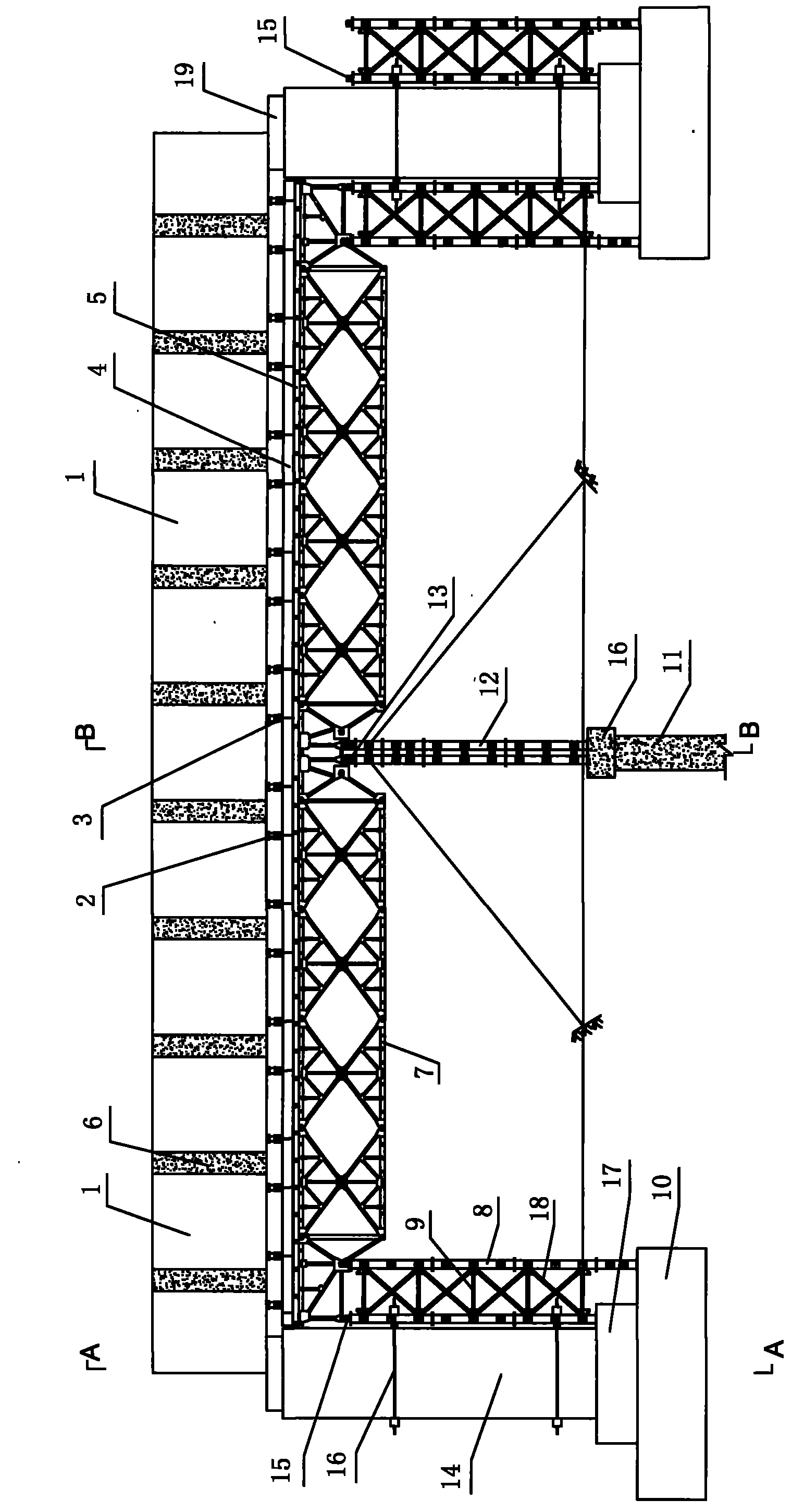Segment-assembling simply supported box girder movable falsework construction method