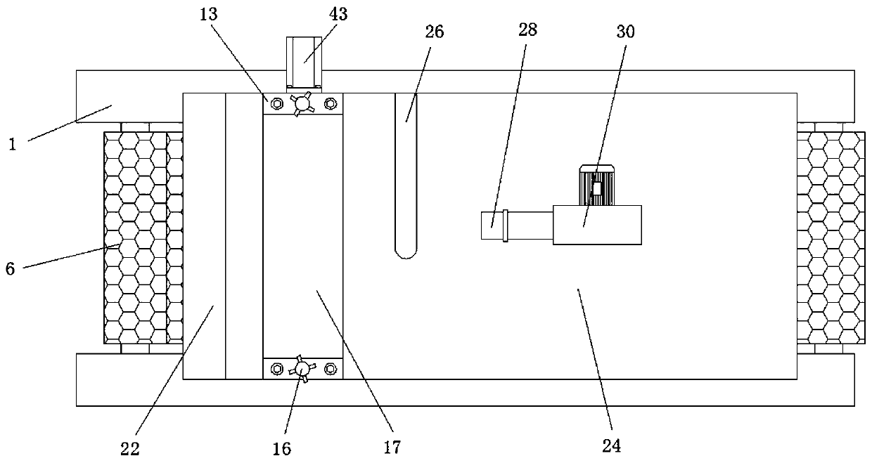 Conveying mechanism of efficient and accurate robot cutting system for poultry meat products