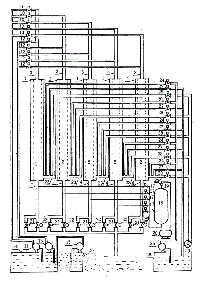 Energy recoverer and method for increasing water yield of reverse osmosis sea water desalination device