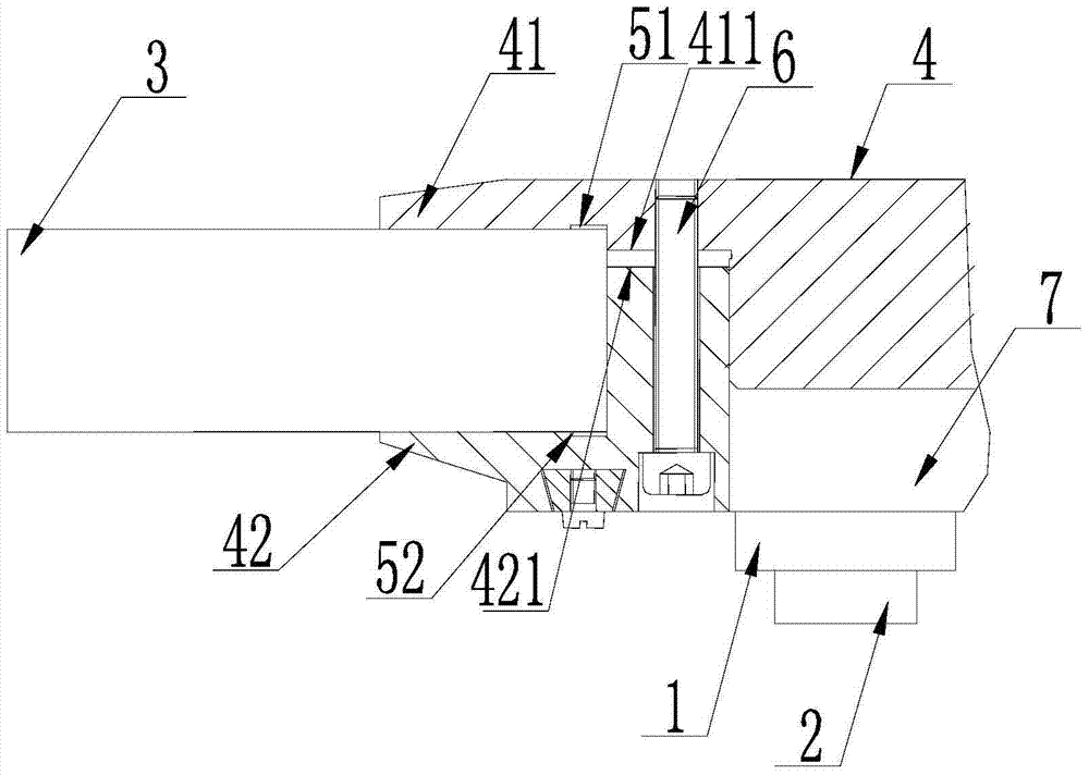 One-time grinding device and method for double-flange sides of short cylindrical inner ring