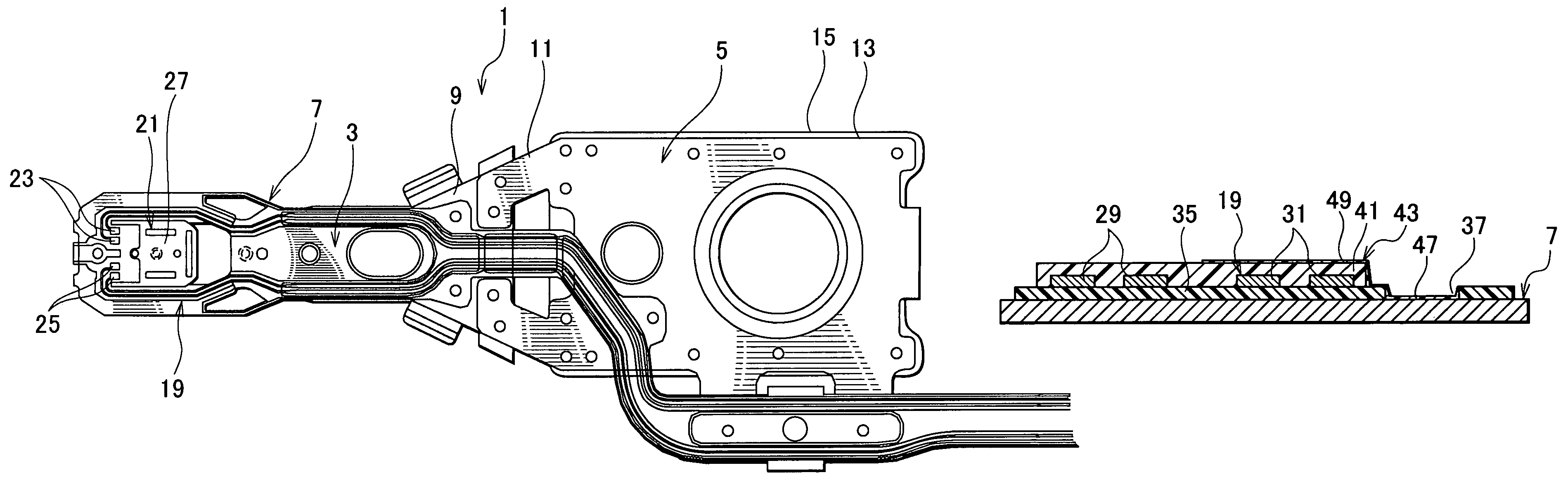 Head suspension having wiring disposed with conductive layer