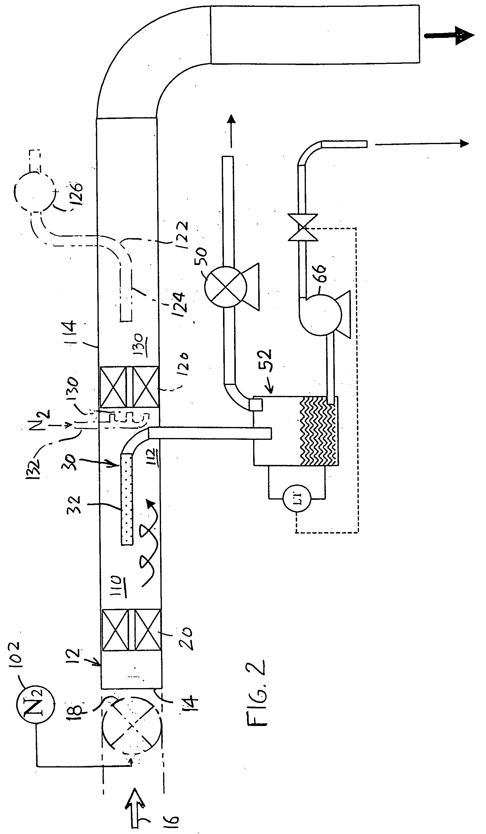 Gas/liquid separation in water injection into hydrocarbon reservoir