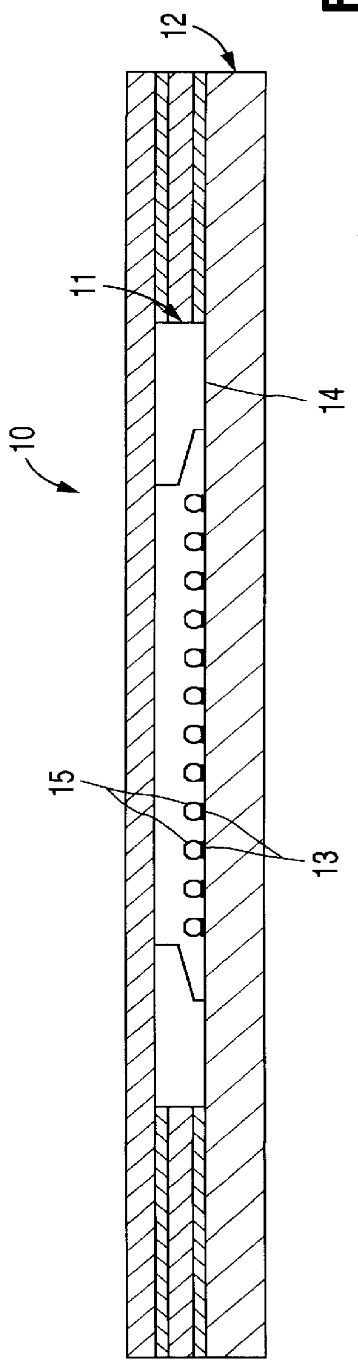 Magnetic alignment apparatus and method for self-alignment between a die and a substrate