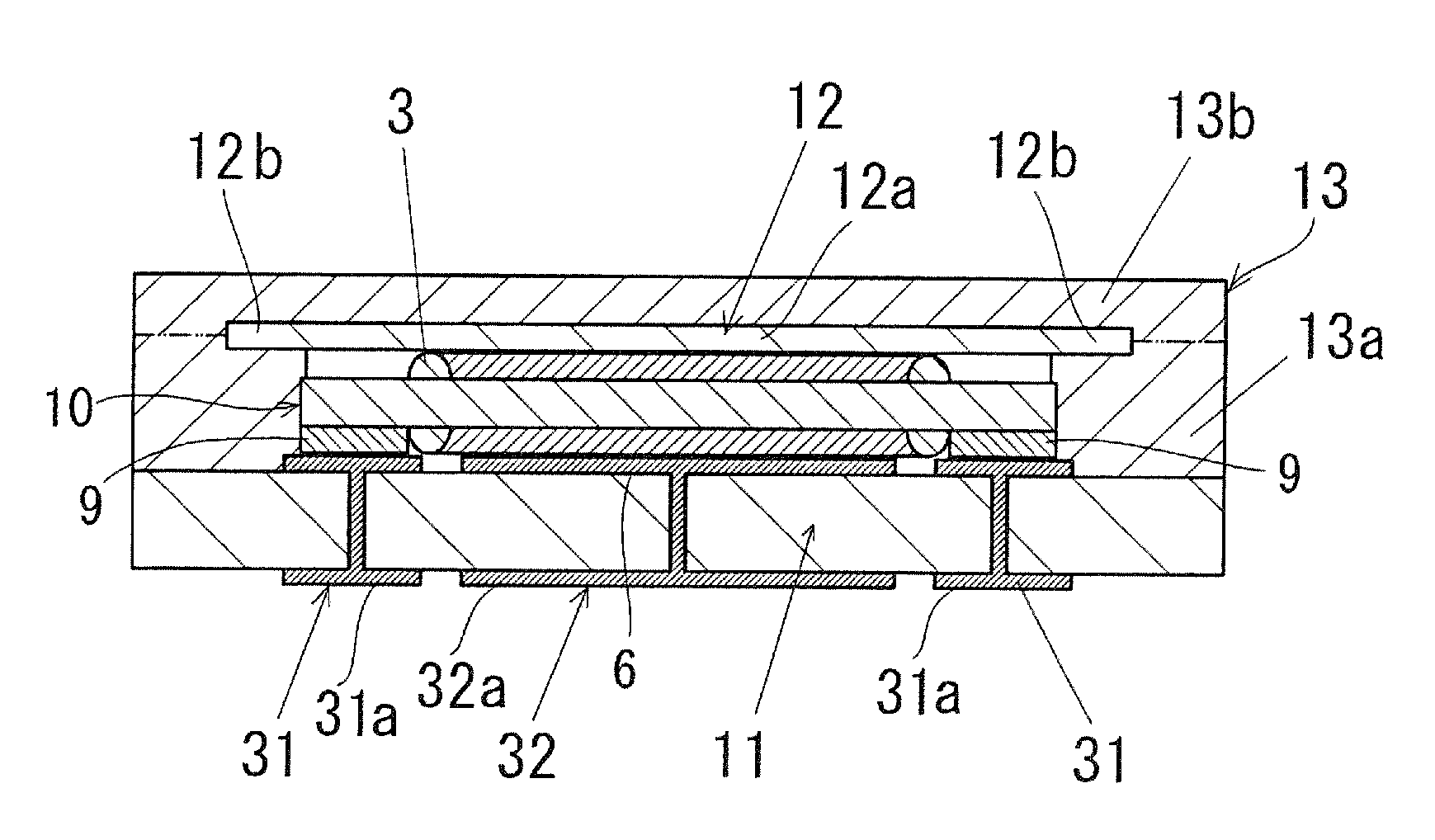 Thin solid electrolytic capacitor having high resistance to thermal stress