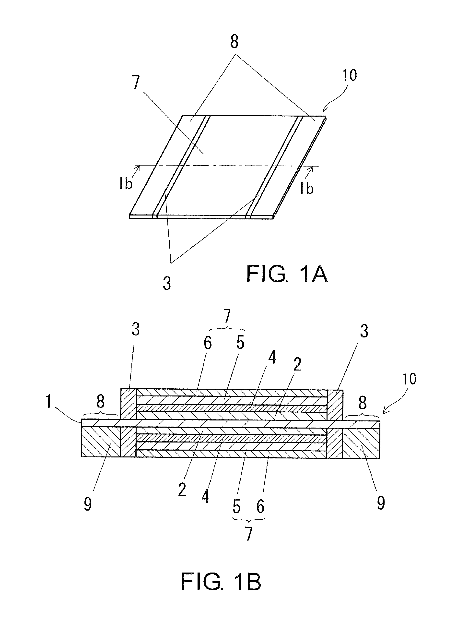 Thin solid electrolytic capacitor having high resistance to thermal stress