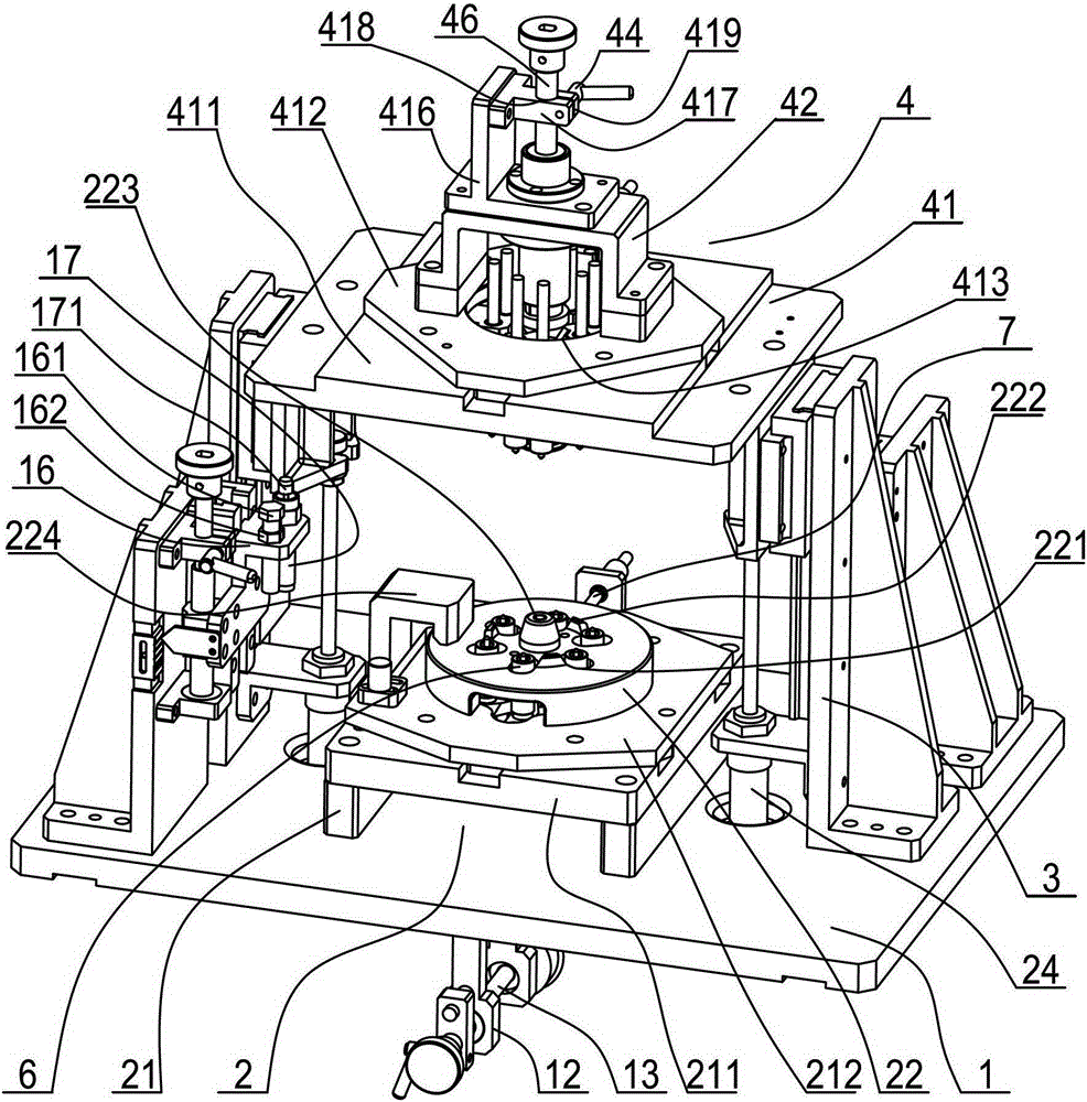 A flatness and parallelism measuring device and measuring method