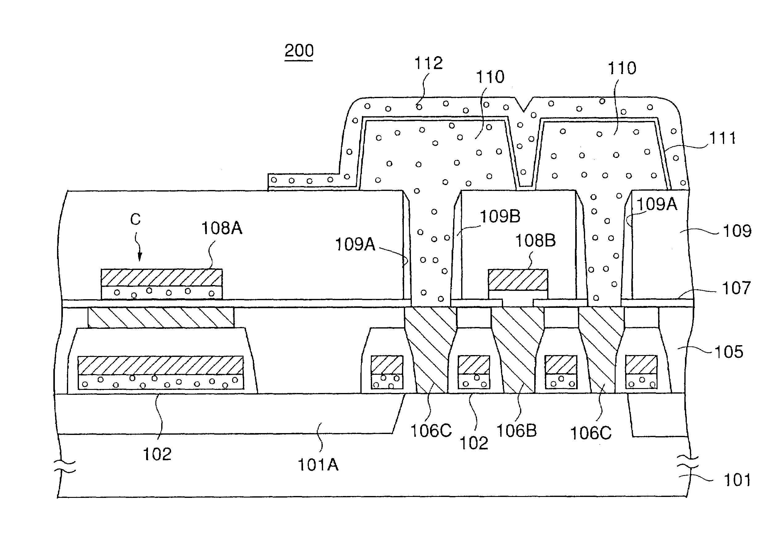 Semiconductor integrated circuit including a DRAM and an analog circuit