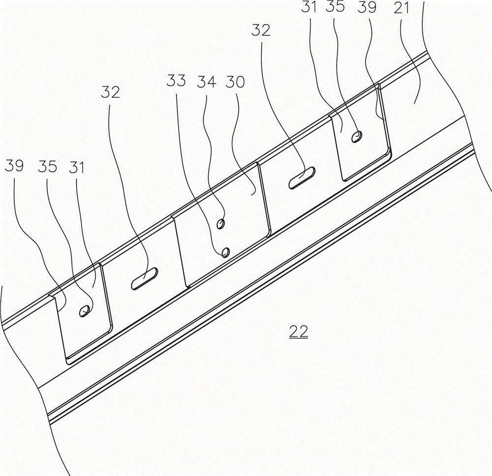 External-hanging type touch control display device and assembling method of external-hanging type touch control display device