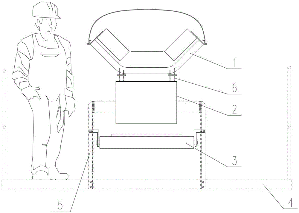 A belt conveyor that uses a single beam to support the idler group and the maintenance walkway