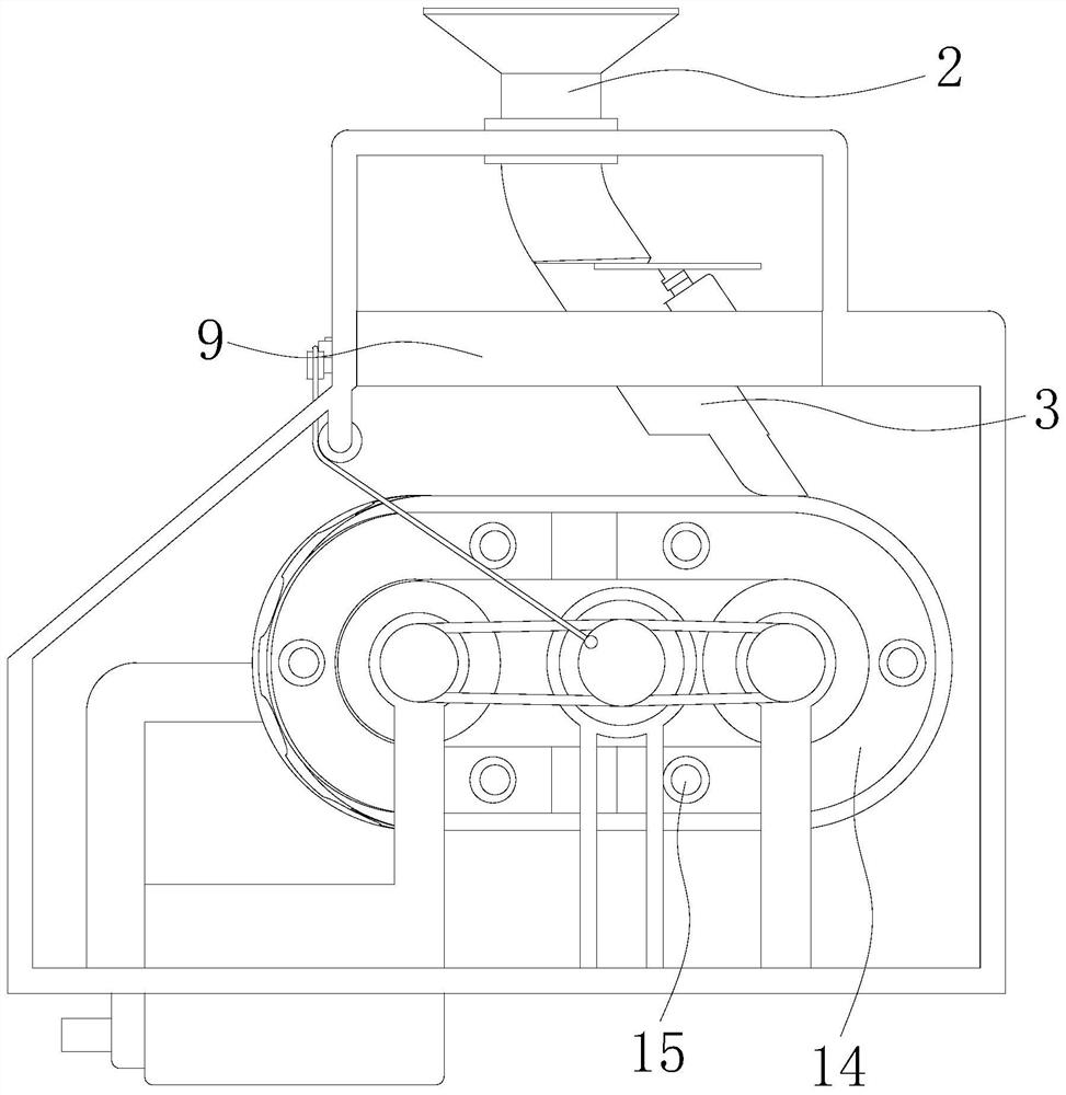 Fructus forsythiae fruit sectioning device for Chinese herbal medicine processing