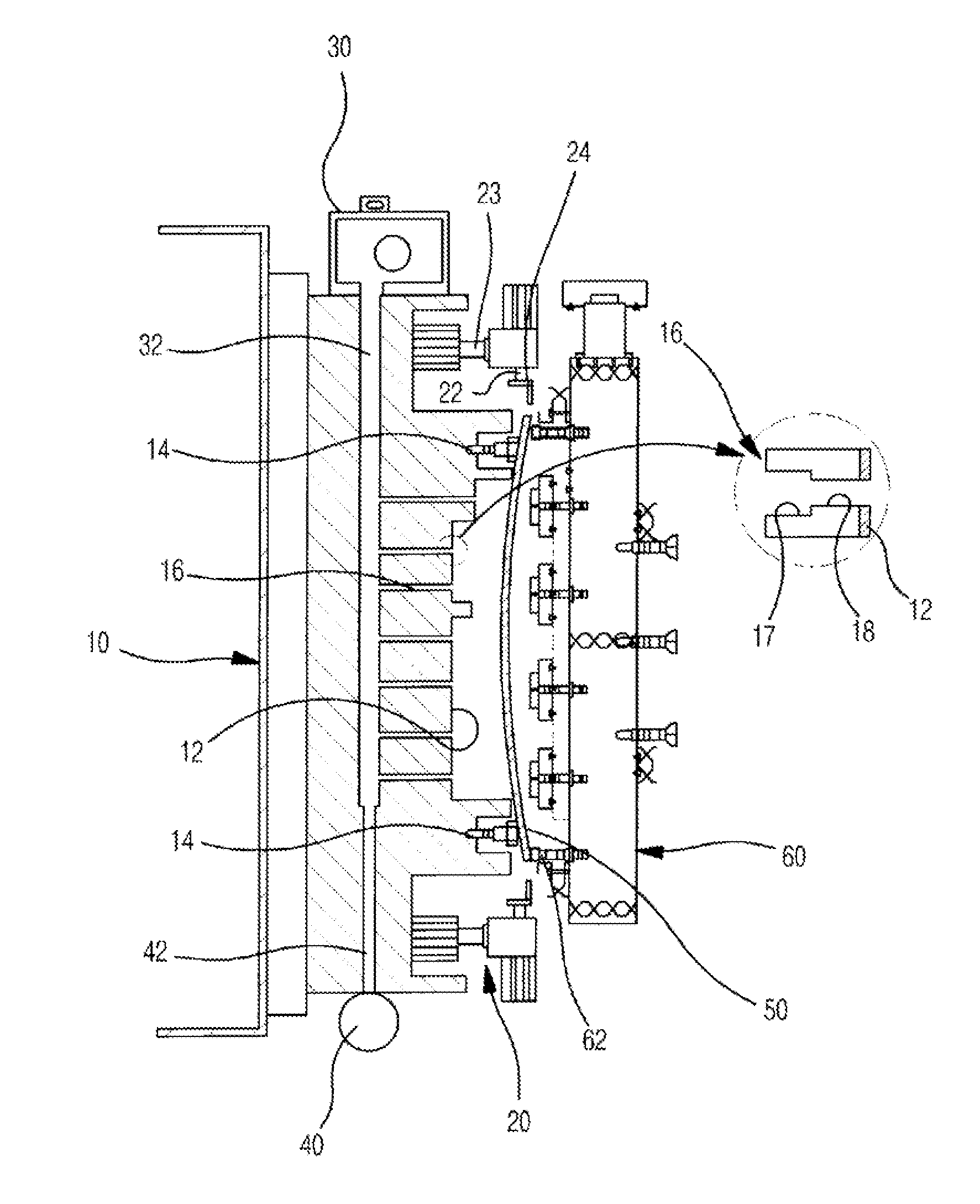 Horizontal molding method and apparatus of interior material of vehicle