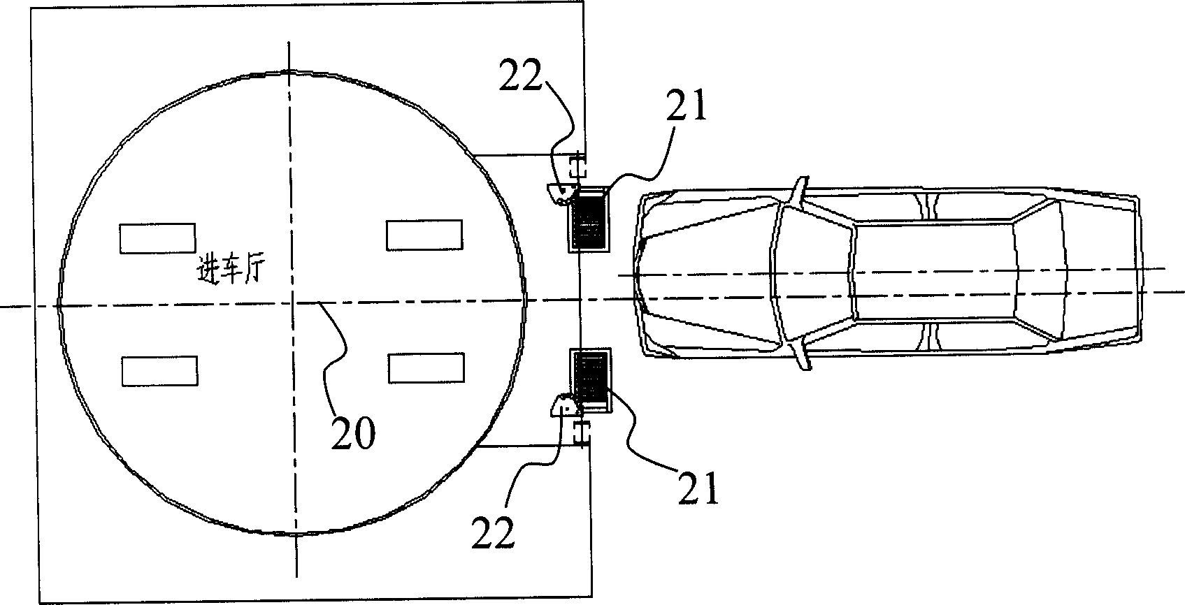Automatic device for adjusting center of vehicle and its adjustment method