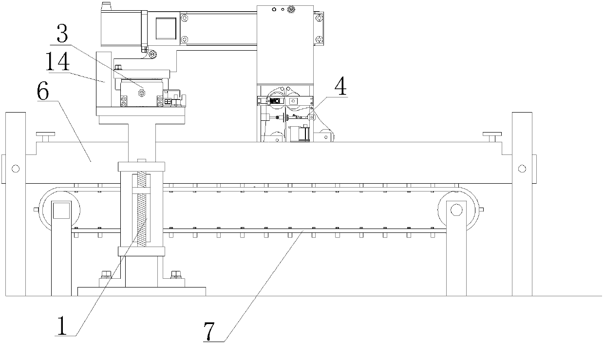 Labeling equipment capable of adjusting fixed width and for a packing box