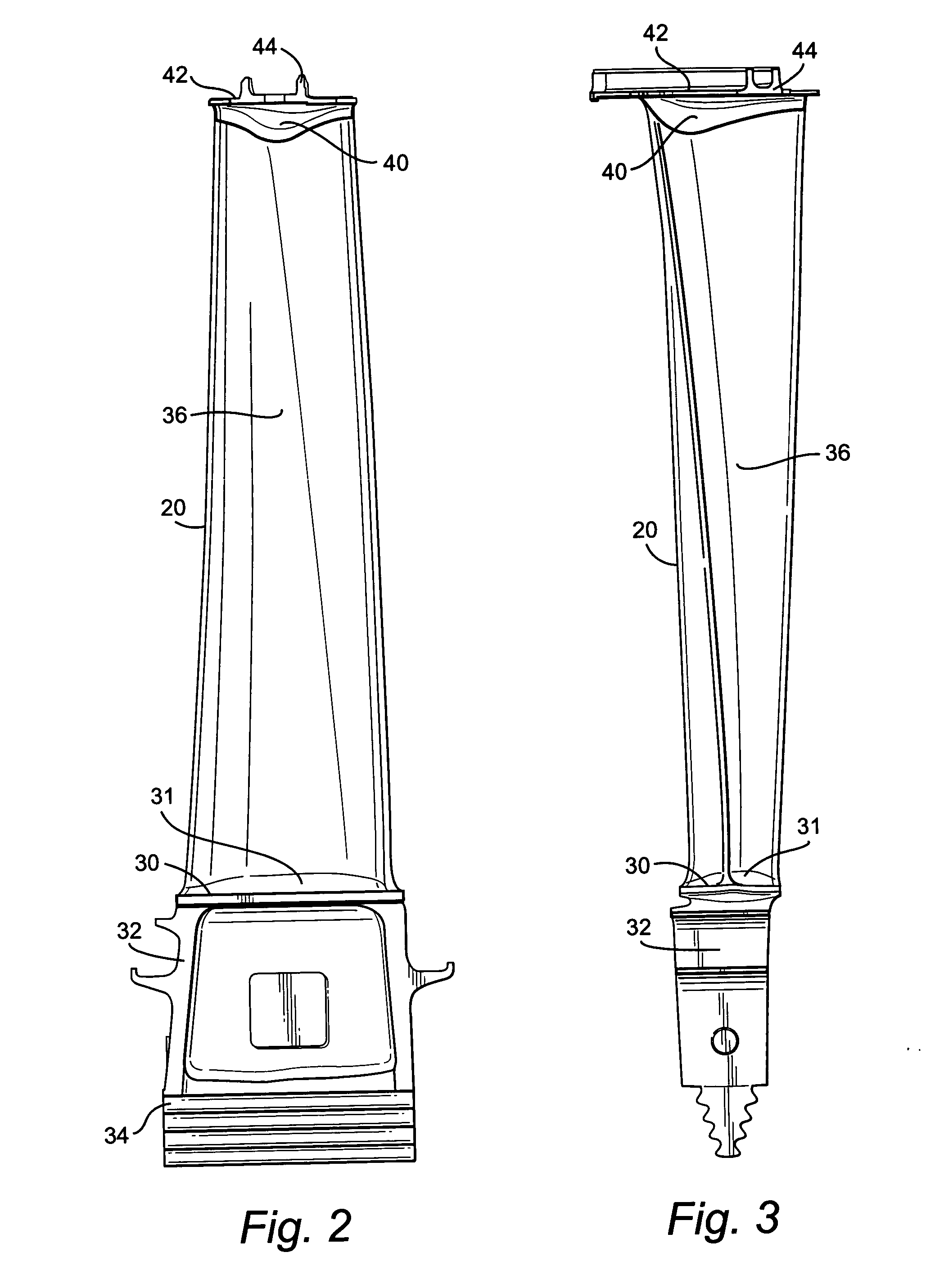 Conical tip shroud fillet for a turbine bucket