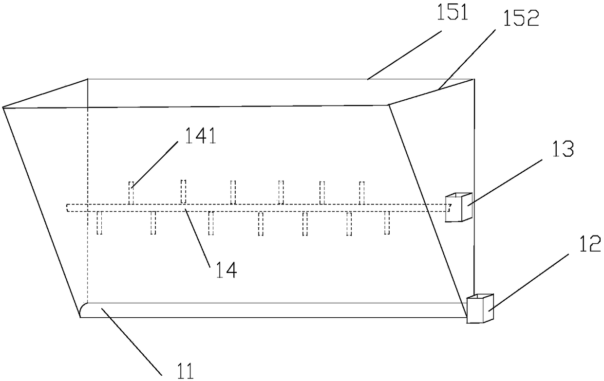 An automatic discharging device and a feeding device