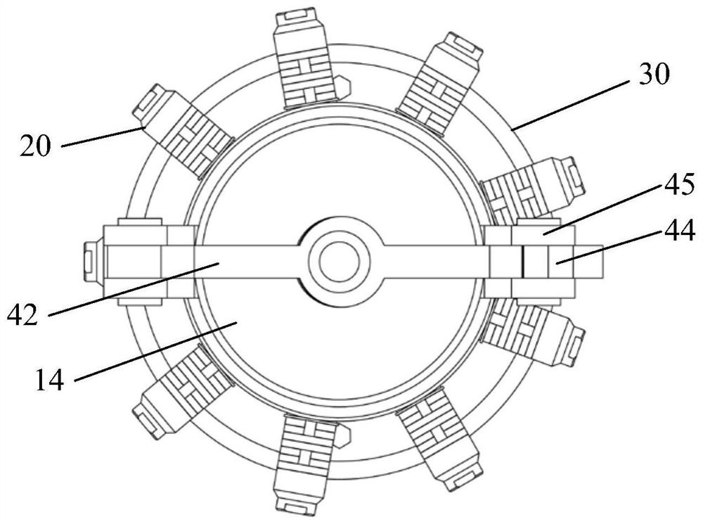 Closed high-energy elastic wave reduction and homogenization component residual stress device