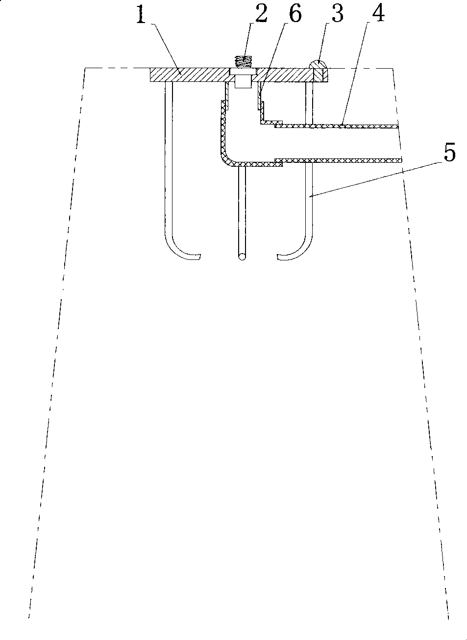 Forced centering plate and embedding method