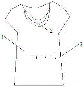 Slim-fit short-sleeved shirt provided with hat
