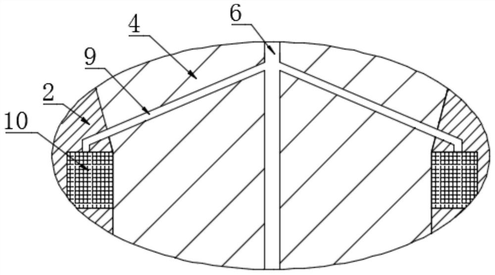 Low-nozzle-holder roller bit