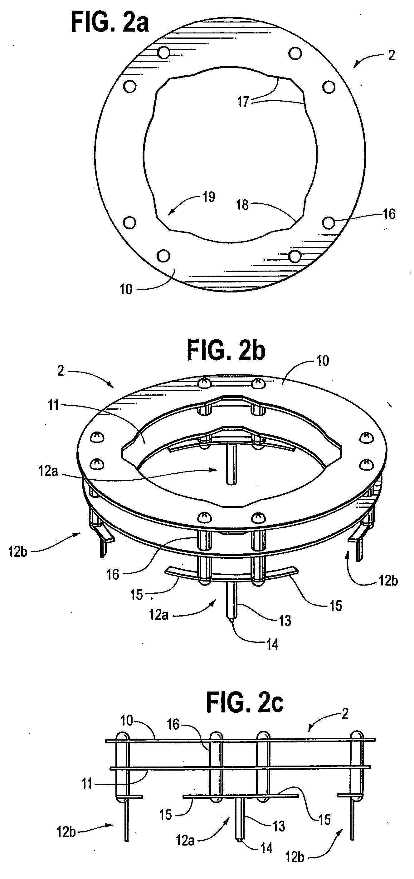 Antenna element, feed probe; dielectric spacer, antenna and method of communicating with a plurality of devices
