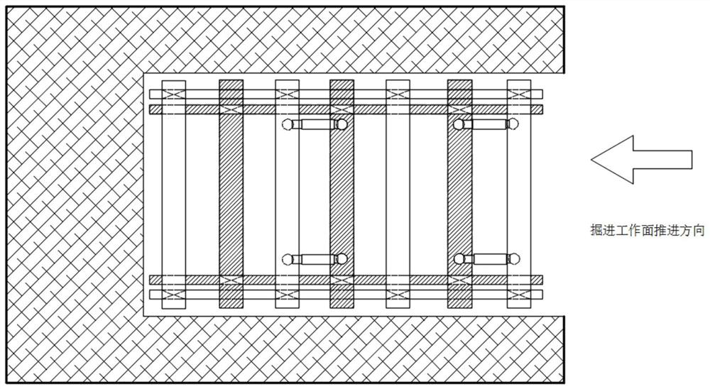 Constant-pressure self-moving temporary supporting hydraulic support for tunneling