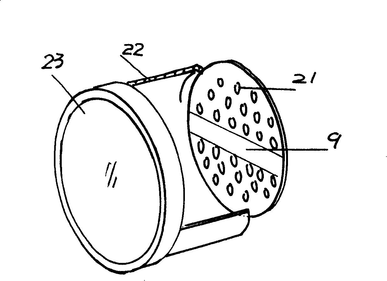 Traffic signal light marker and method of forming same