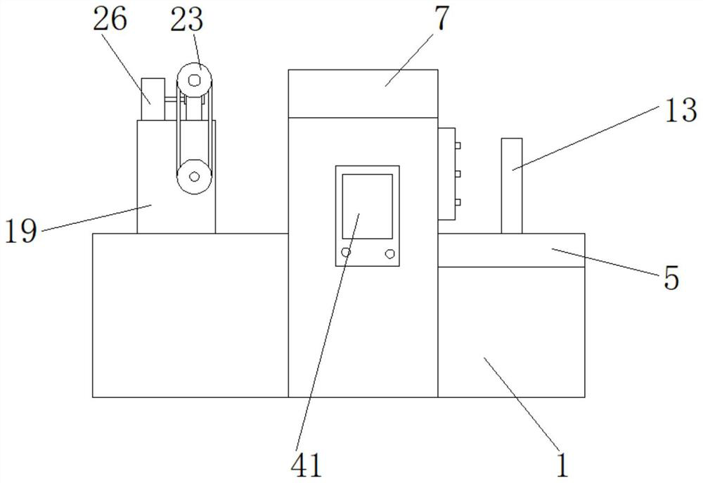 Steel pipe cutting equipment with automatic clamping function