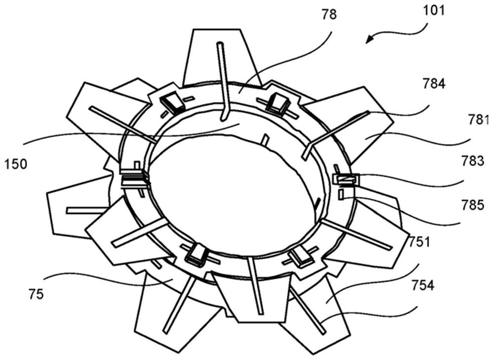 Coil holder for receiving field winding of rotor, and motor having such coil holder
