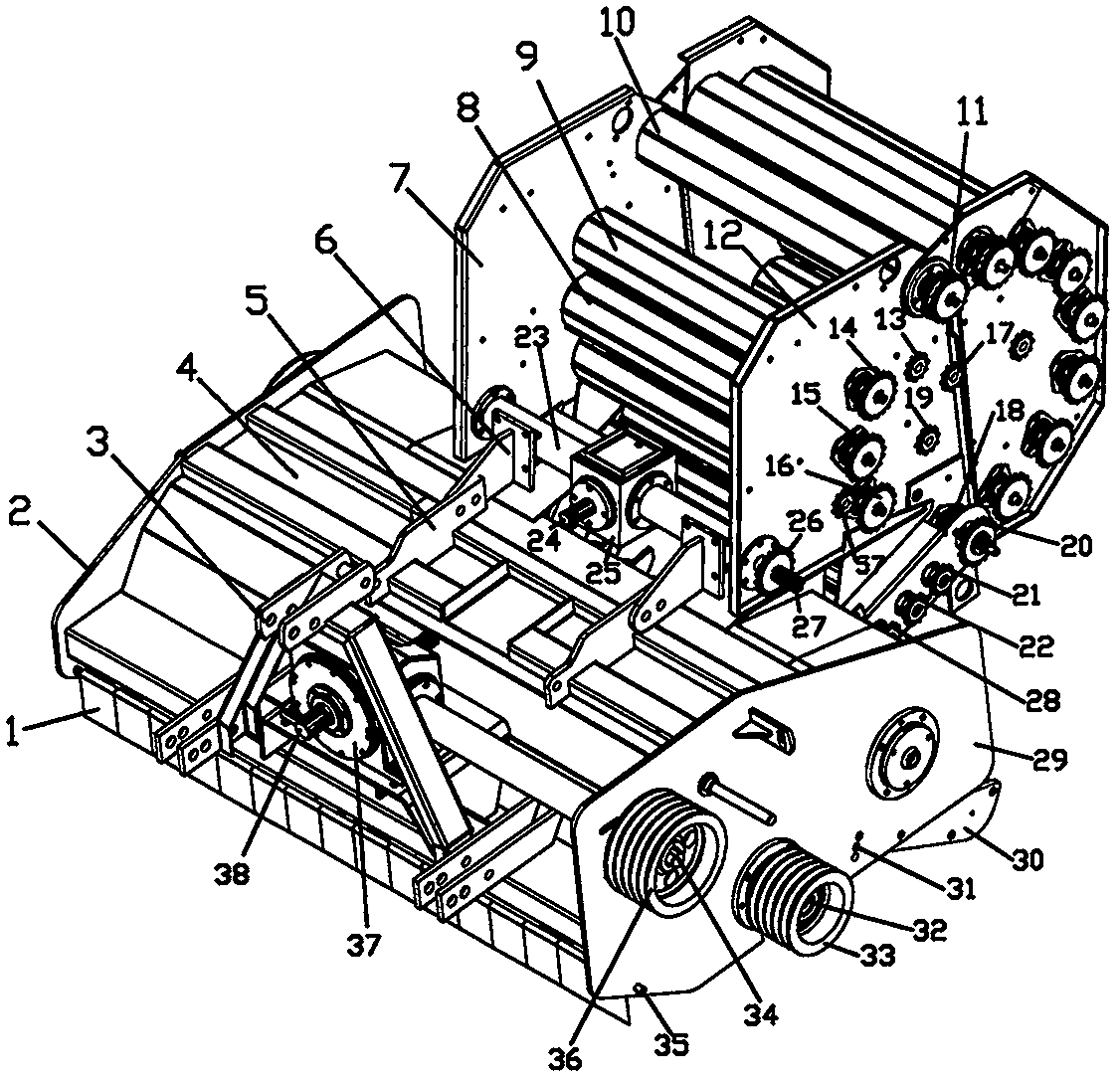 A straw harvesting,smashing and collective rubbing device for a roll bale press baler