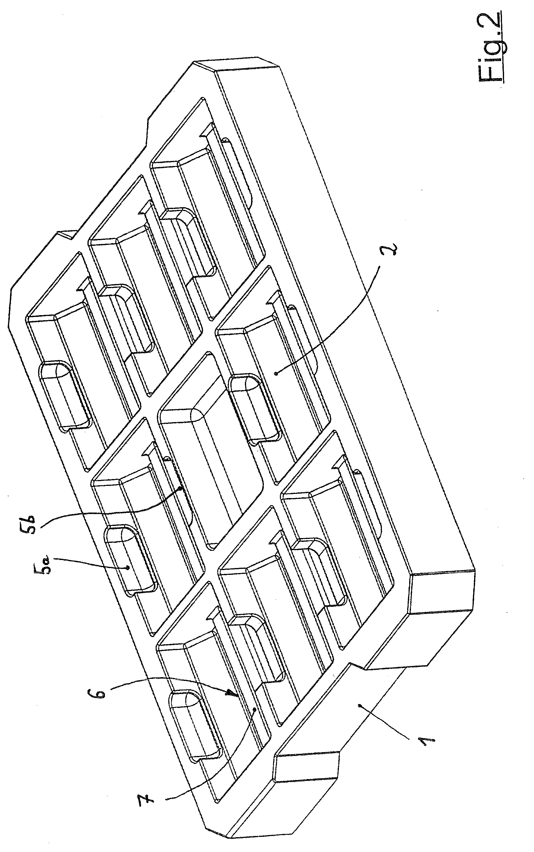 Palletlike arrangement for packaging goods
