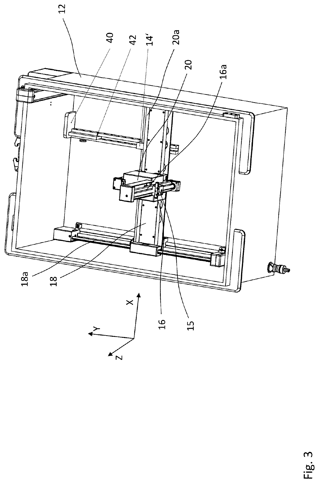 Device for validating the axis linearity and/or the positioning accuracy of a displacement mechanism for a radiation detector and associated method of practice