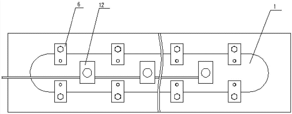 Lifting check curtain structure of seal box