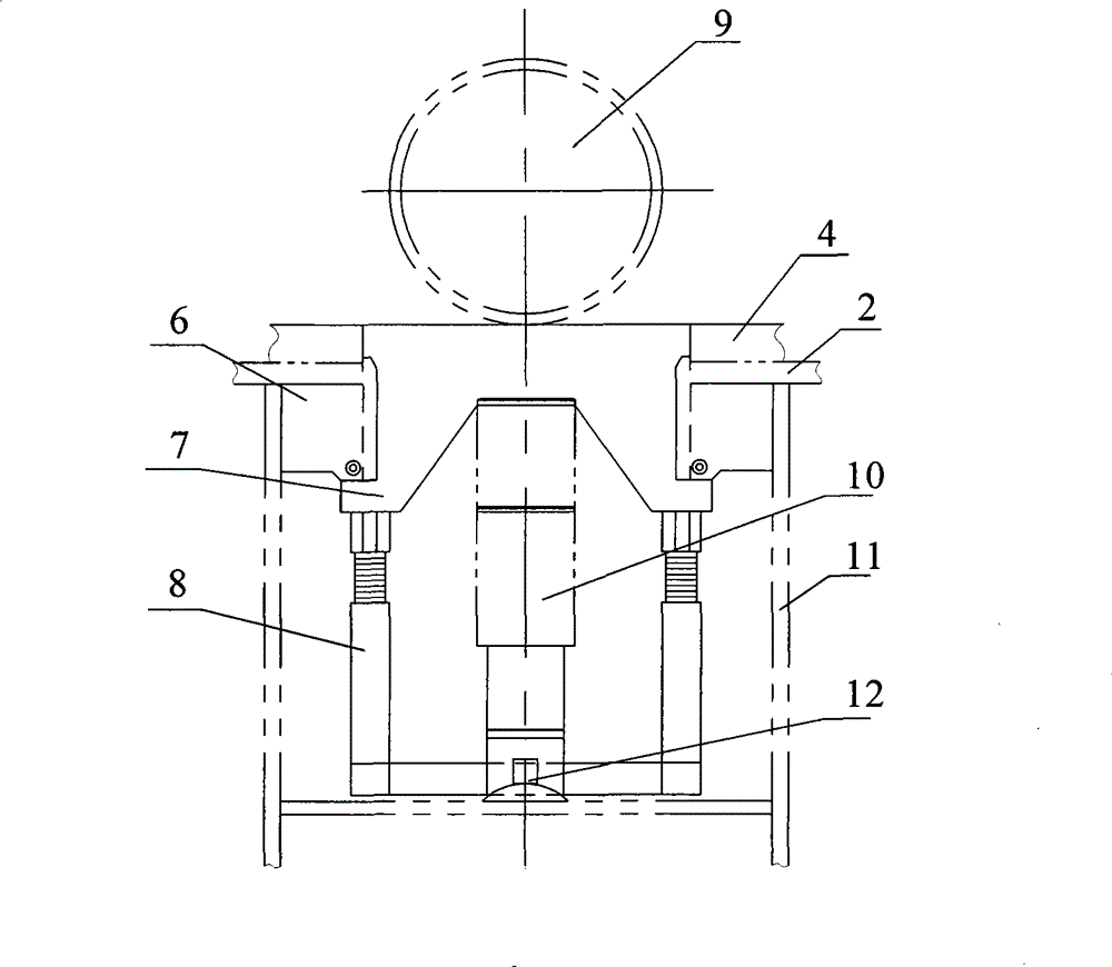 Special support tooling for installing translational hatch cover of bulk carrier and installation method thereof