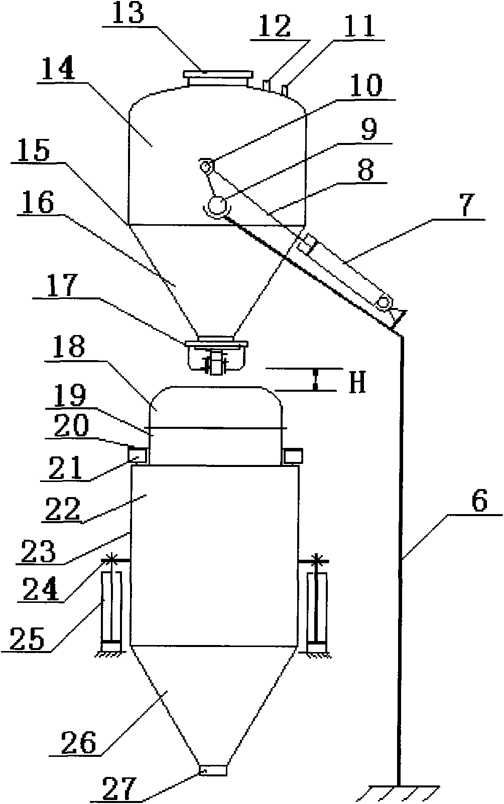 Turntable type quantitative discharging device
