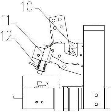 Oil-immersed circuit breaker