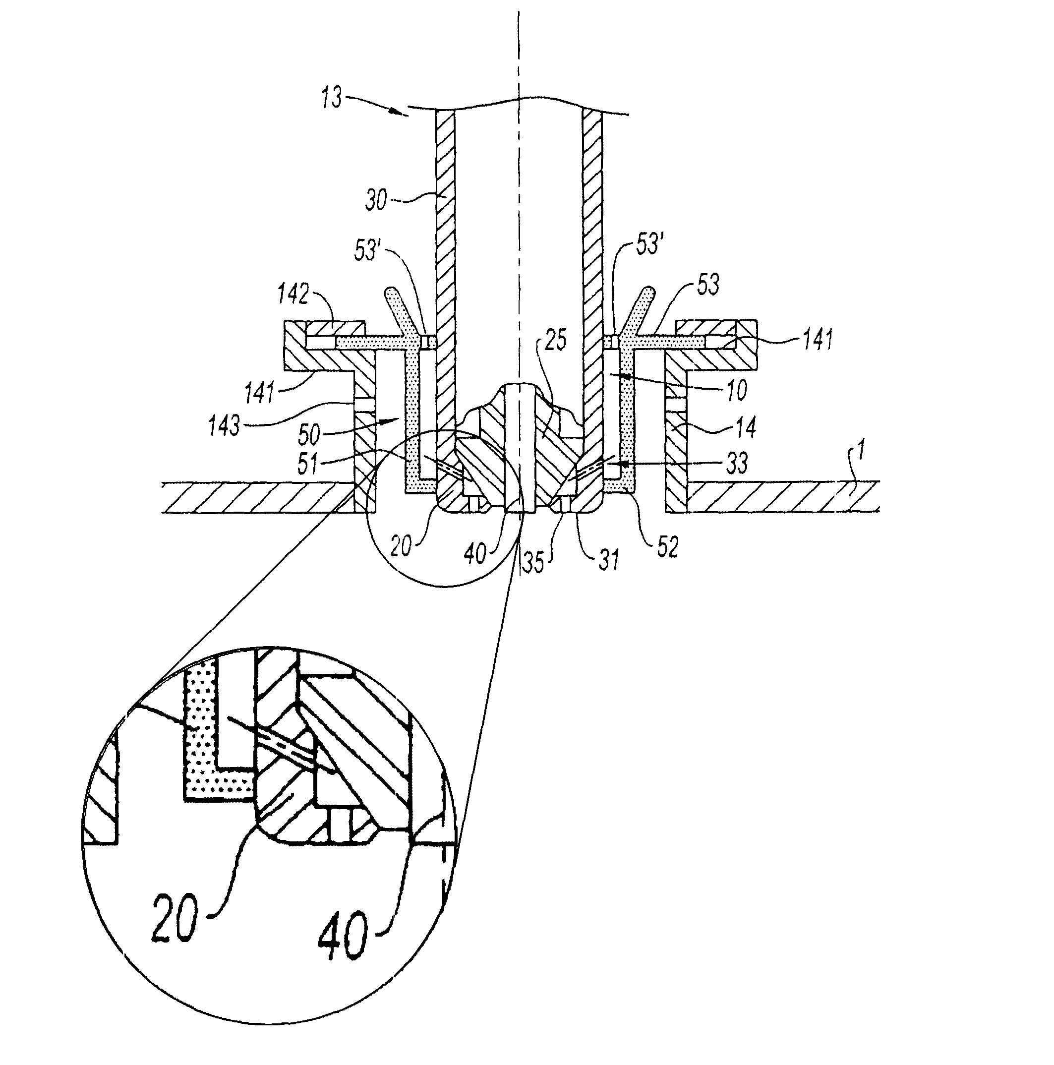 Arrangement of a semiconductor-type igniter plug in a gas turbine engine combustion chamber