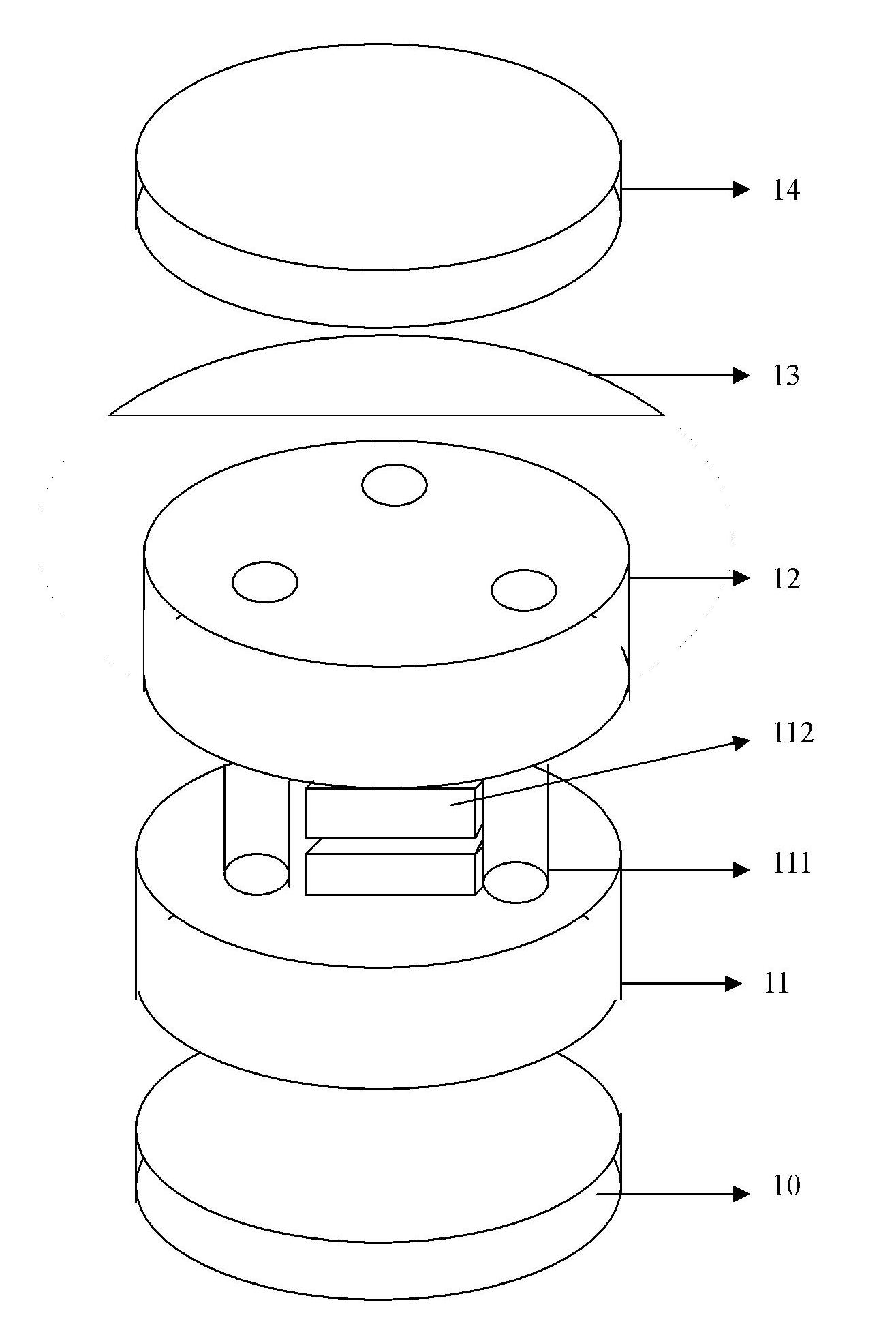 Uniform axial force applying device for graphical heterogeneous bonding of silicon-based III-V epitaxial material