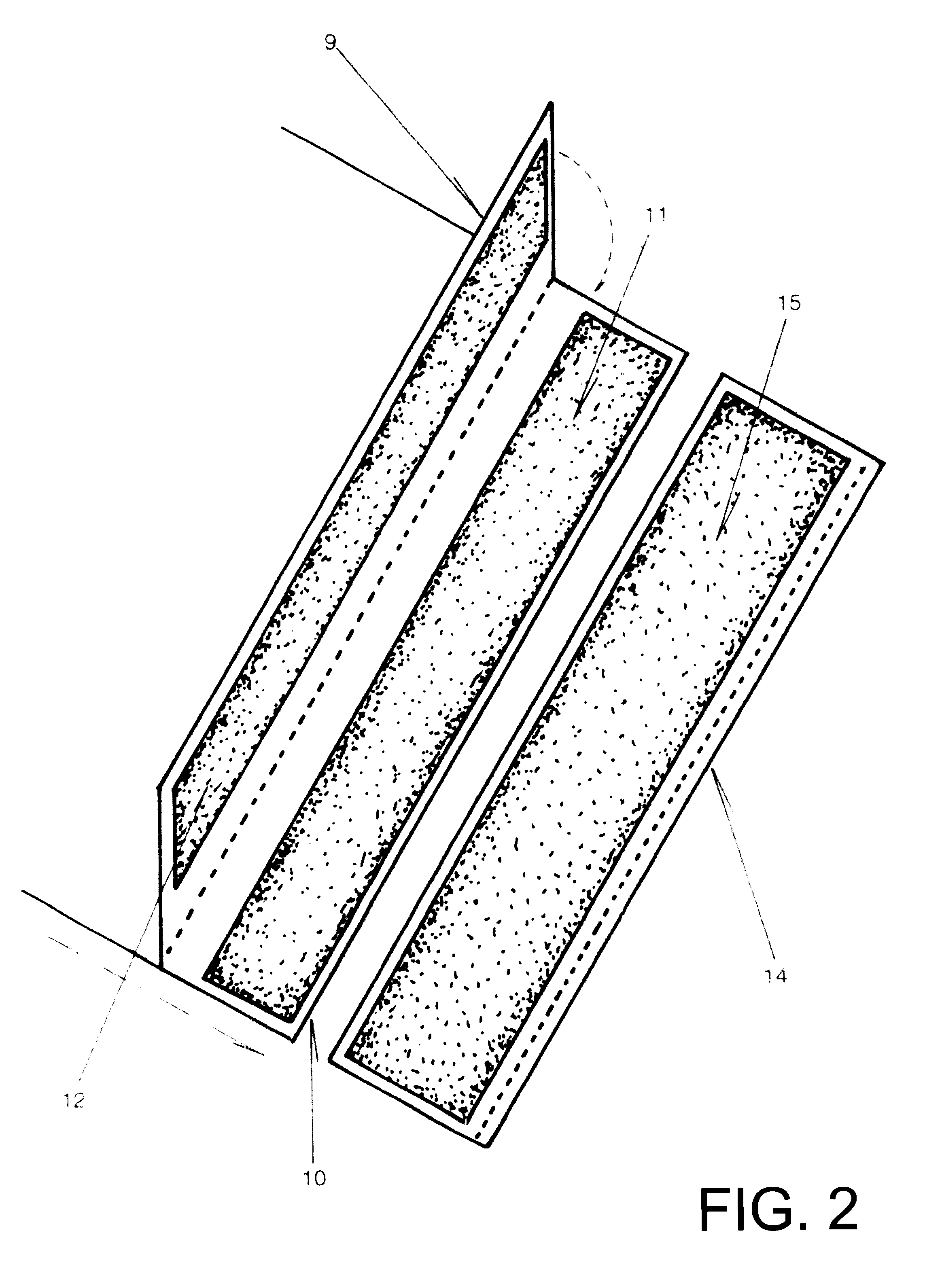 Dismountable and adjustable fastening device for laying down pediatric patients in an inclined position