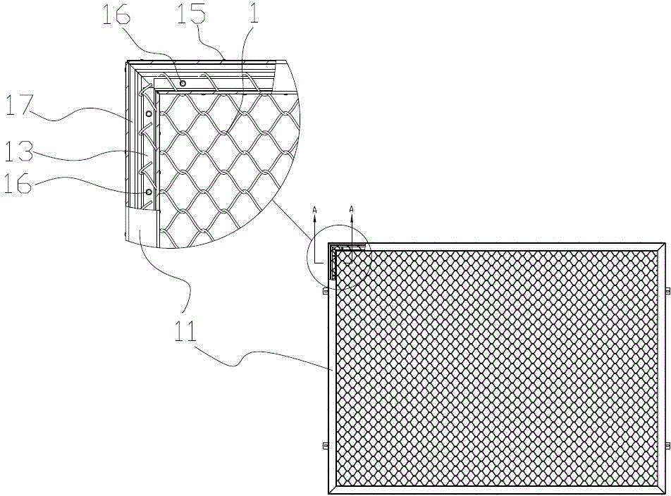 Novel court fence