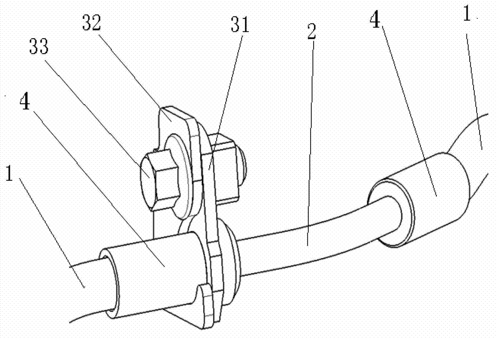 Flexible pipe connecting device