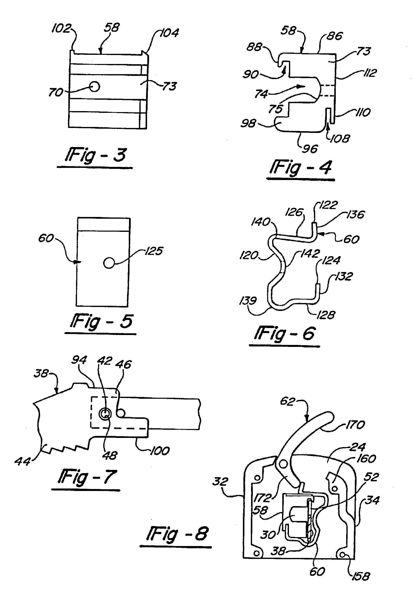 Clamping arrangement for receiving a saw blade