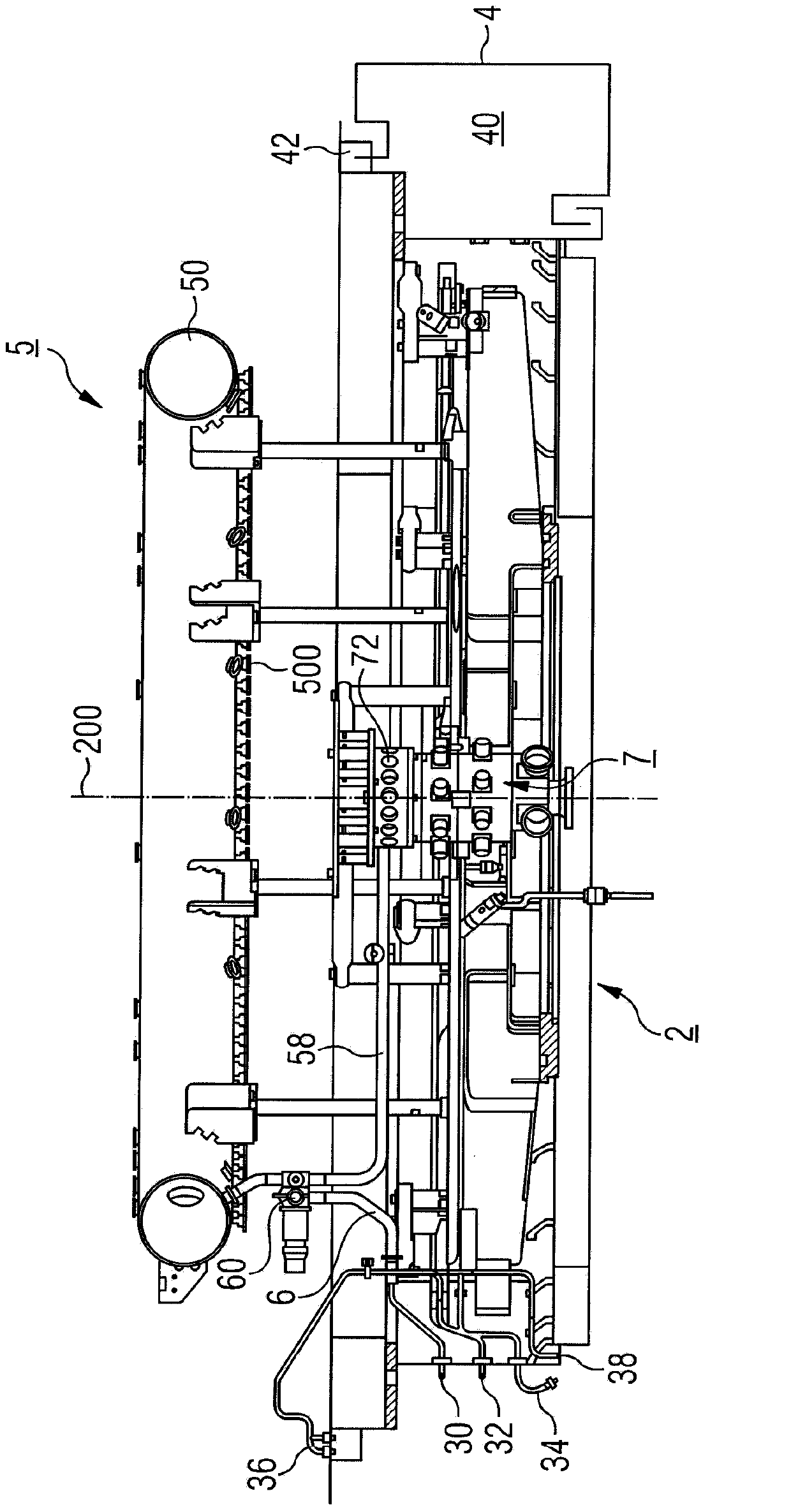 Device for the treatment of containers and cleaning method for such a device