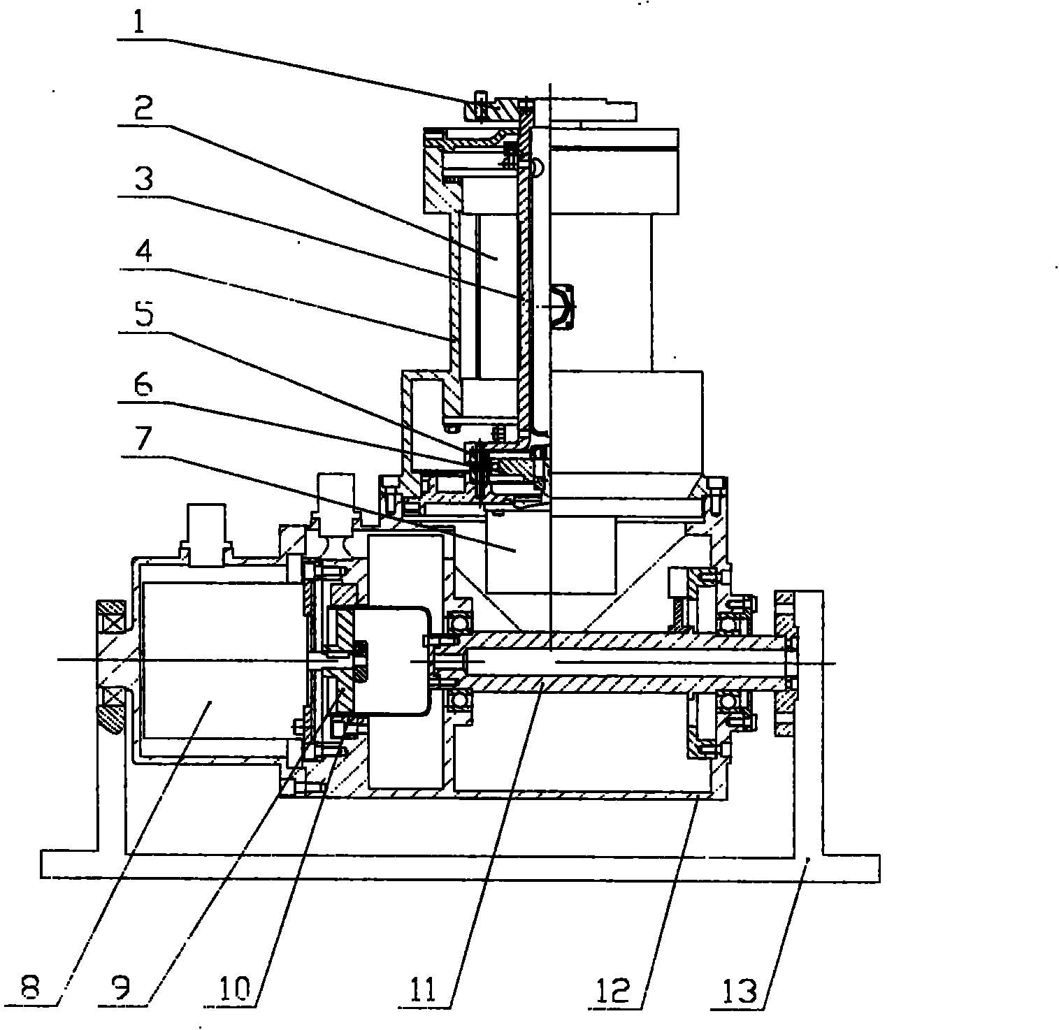 Solar cell array actuating device