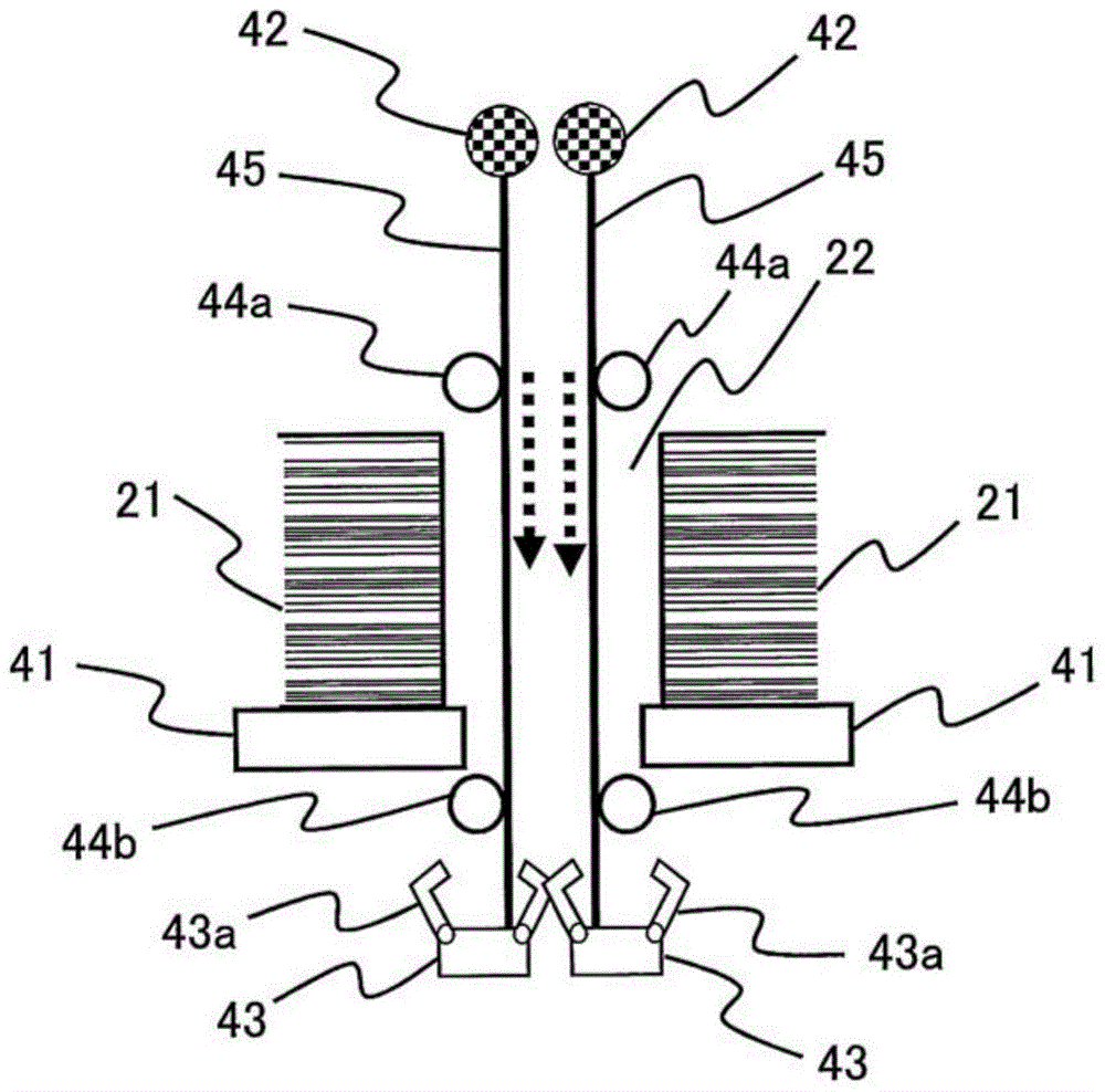 Magnet insertion device and method for rotor core magnet insertion hole